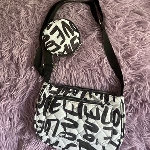 Crossbody bag black/white pattern